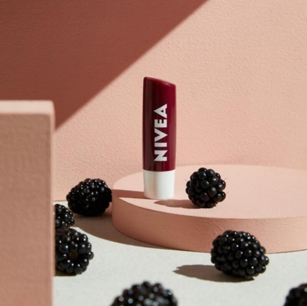 Nivea Blackberry Lip Care Cream 4.8 gr